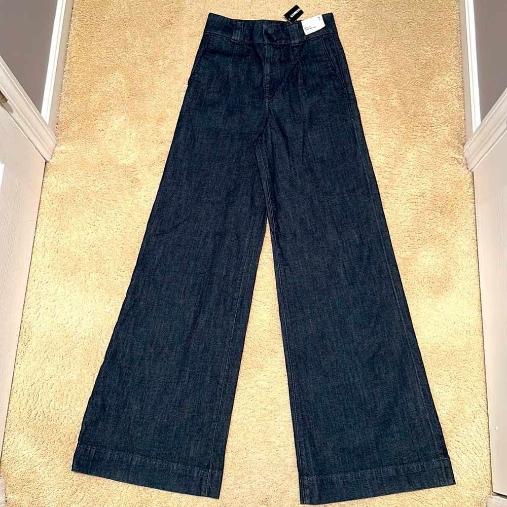 Brand New Express jeans - wide leg super high rise